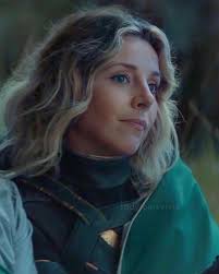 Sylvie on throne frost edit